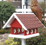 Vogellhaus Futterhaus aus der Landhaus Serie in rot weiß mit rotem Schindeldach
